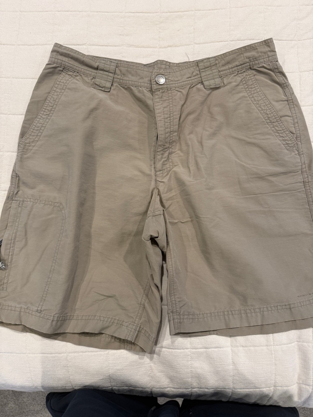 Columbia Men's Cargo Shorts - Taupe/Beige